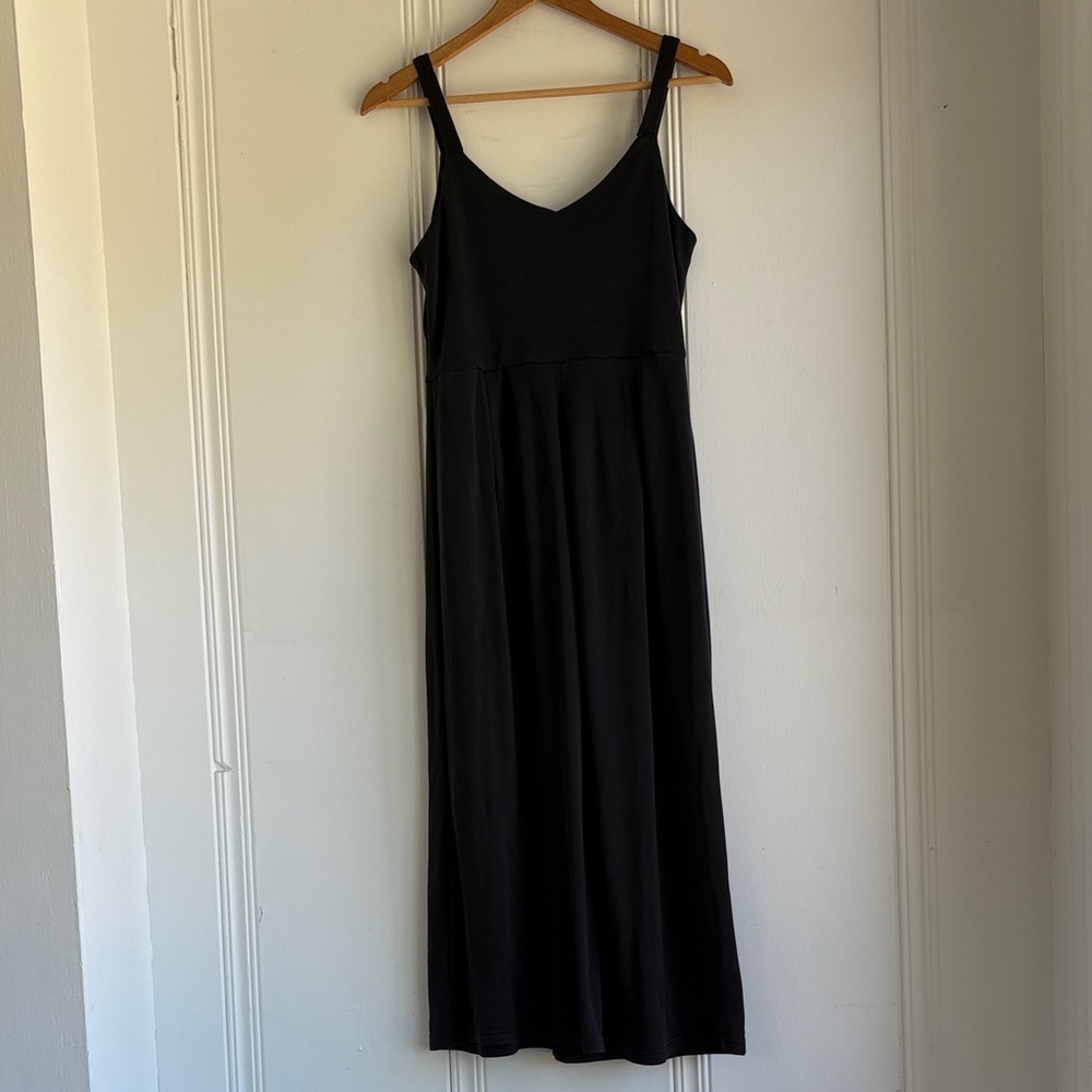 3/$15! Heartloom Black Wide Leg Cropped Jumpsuit with Button Detail - Picture 2 of 8